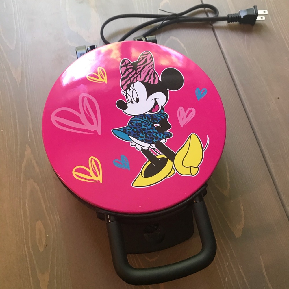 Minnie Waffle Maker